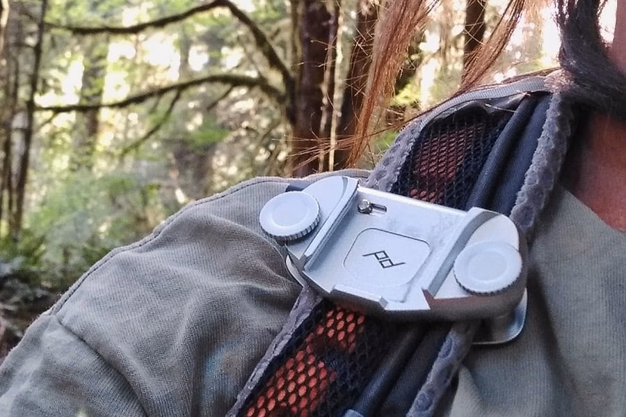Image 4: Peak Design Capture Clip Features