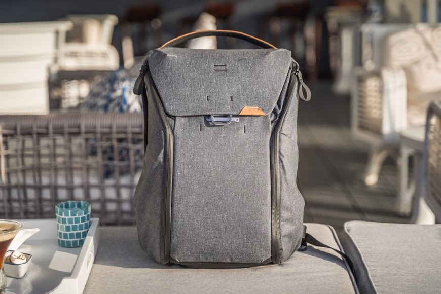 The Everyday Backpack V2 fits into any setting.