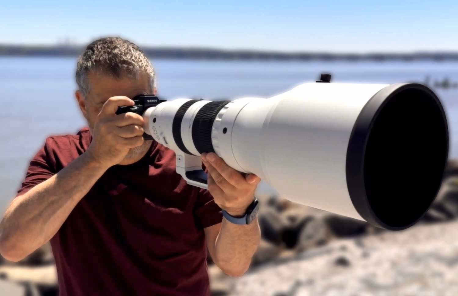 Photo of someone shooting with the Sigma 300-600mm lens