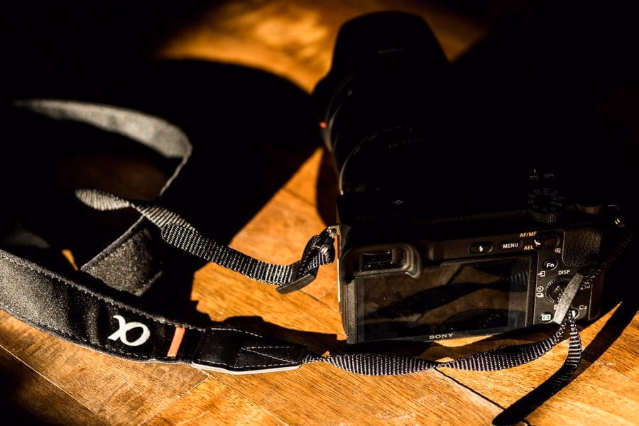Image 3: sony_a6400_flipscreen_review